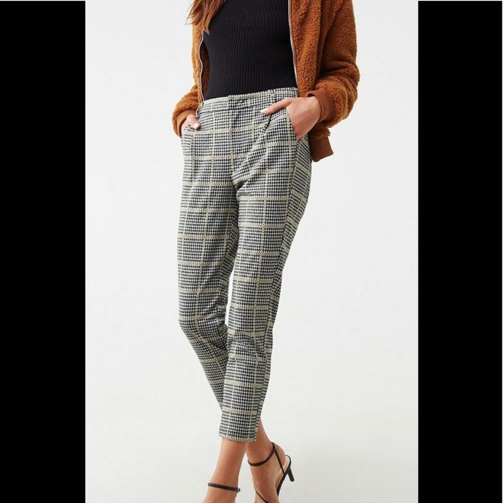 Capri Pants
